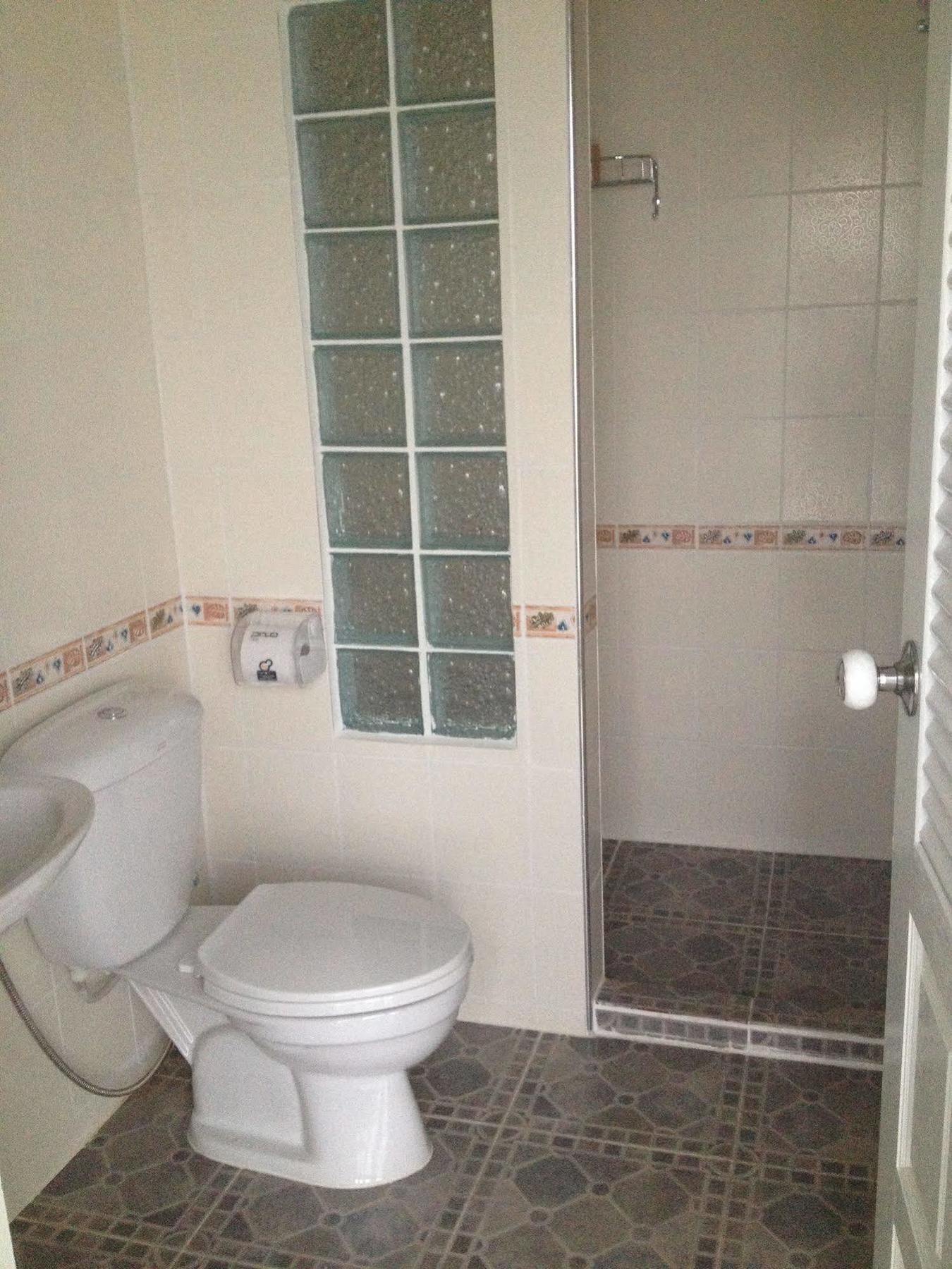 Yiasu Bed And Breakfast Патая Екстериор снимка